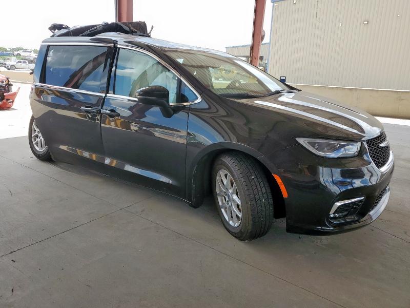 Photo 4 from auction – 2023 CHRYSLER PACIFICA T with VIN 2C4RC1FG3PR558210