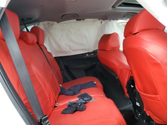 Photo 11 from auction – 2019 HONDA CR-V with VIN 2HKRW1H87KH515606