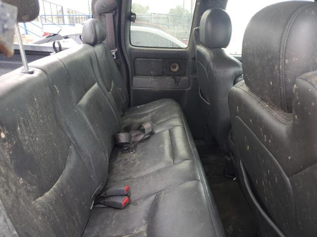Photo 10 from auction – 2005 CHEVROLET SILVERADO with VIN 1GCEK19BX5E246235