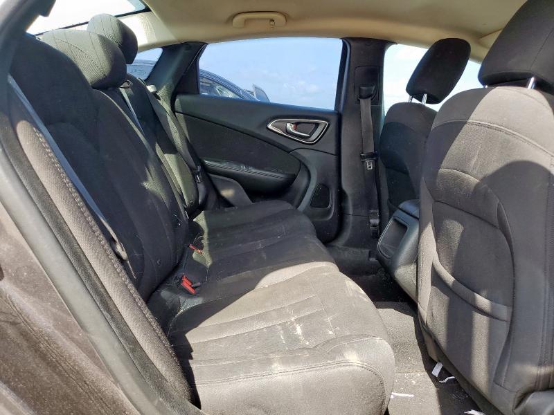 Photo 10 from auction – 2015 CHRYSLER 200 LIMITE with VIN 1C3CCCAB5FN748037