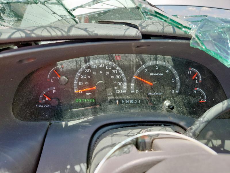 Photo 9 from auction – 2001 FORD F150 with VIN 1FTRX17W41NA80104