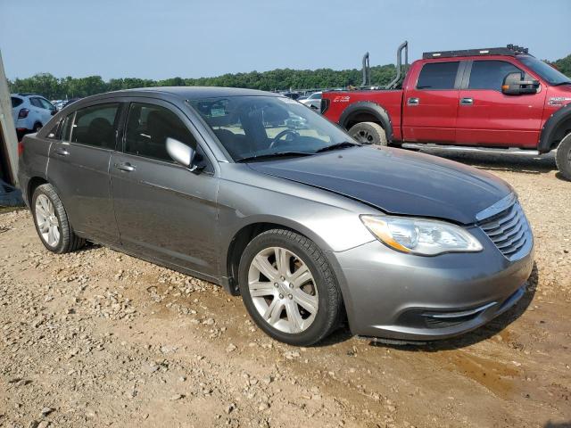Photo 4 from auction – 2013 CHRYSLER 200 LX with VIN 1C3CCBAB0DN670015