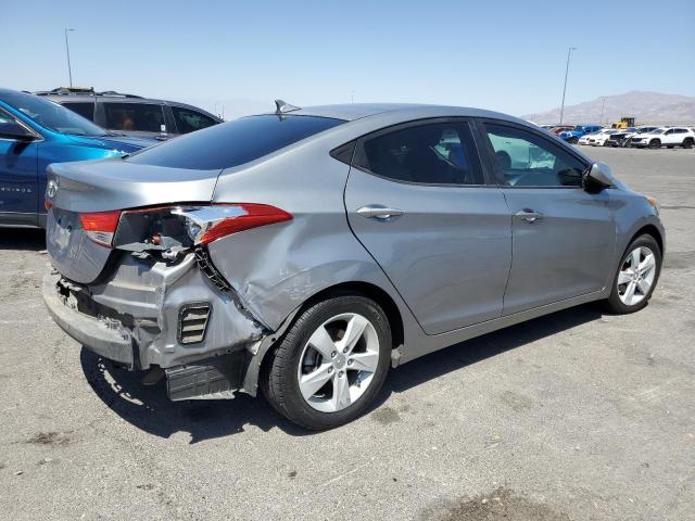 Photo 3 from auction – 2013 HYUNDAI ELANTRA GL with VIN KMHDH4AE4DU942011