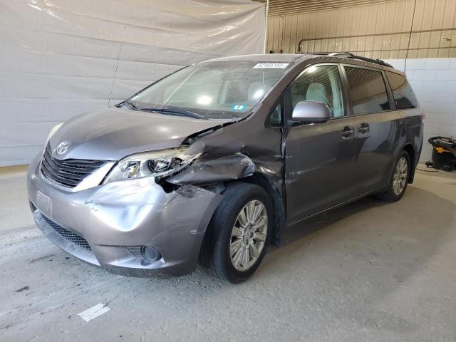 TOYOTA SIENNA LE 2011 with VIN 5TDJK3DC2BS008105 - Photo from auction