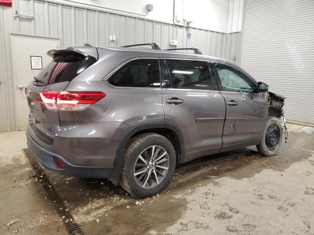 Photo 3 from auction – 2018 TOYOTA HIGHLANDER with VIN 5TDJZRFH7JS817346