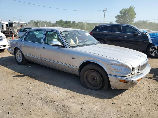 Photo 4 from auction – 2002 JAGUAR VANDENPLAS with VIN SAJDA24CX2LF47054