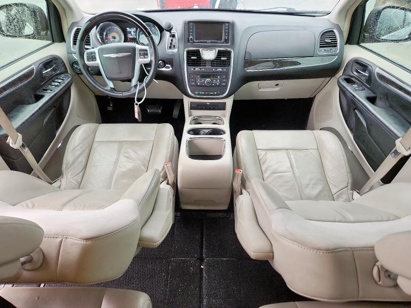 Photo 8 from auction – 2013 CHRYSLER TOWN & COU with VIN 2C4RC1GG4DR753615