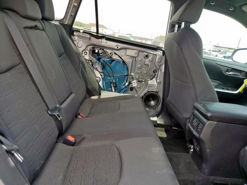 Photo 11 from auction – 2023 TOYOTA RAV4 SE with VIN 4T3T6RFV9PU109940