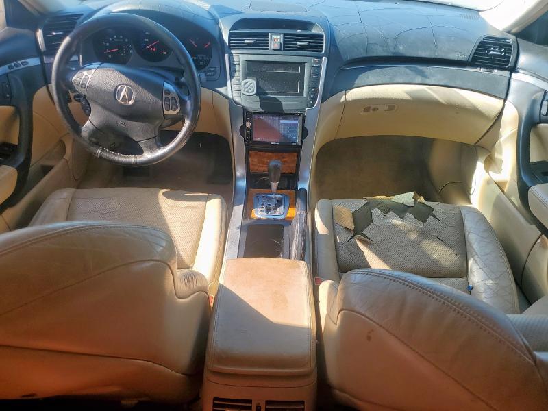 Photo 8 from auction – 2005 ACURA TL with VIN 19UUA66245A067648