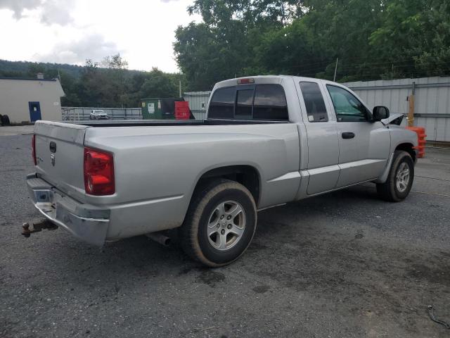 Photo 3 from auction – 2005 DODGE DAKOTA SLT with VIN 1D7HW42K75S199007