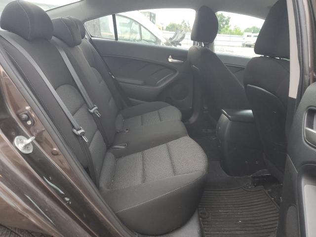 Photo 10 from auction – 2017 KIA FORTE LX with VIN 3KPFK4A79HE017924
