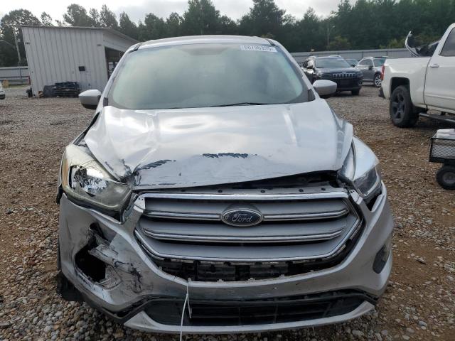 Photo 5 from auction – 2017 FORD ESCAPE SE with VIN 1FMCU0GDXHUD05080