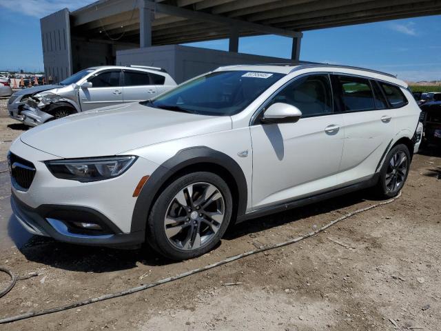 Photo 1 from auction – 2018 BUICK REGAL TOUR with VIN W04GU8SX0J1111665
