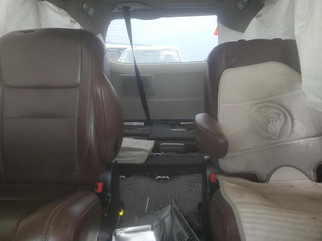 Photo 10 from auction – 2015 TOYOTA SIENNA XLE with VIN 5TDDK3DC0FS101949