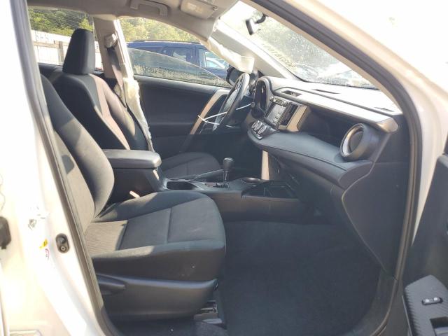 Photo 7 from auction – 2015 TOYOTA RAV4 LE with VIN JTMZFREV9FJ035248