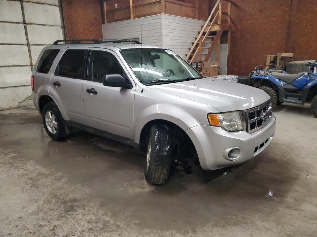 Photo 4 from auction – 2010 FORD ESCAPE XLS with VIN 1FMCU9C75AKD34685
