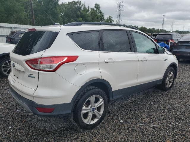 Photo 3 from auction – 2016 FORD ESCAPE SE with VIN 1FMCU0GX0GUC62636