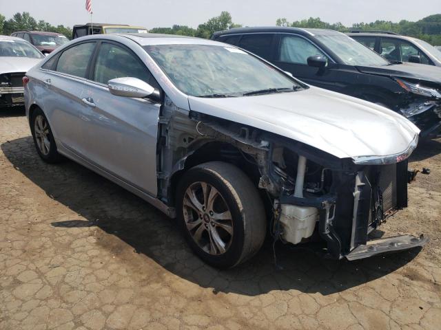 Photo 4 from auction – 2011 HYUNDAI SONATA SE with VIN 5NPEC4AC5BH004404