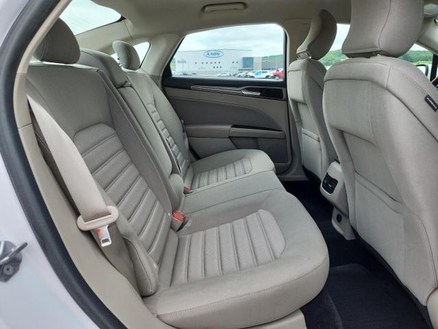 Photo 10 from auction – 2018 FORD FUSION SE with VIN 3FA6P0HD3JR229521