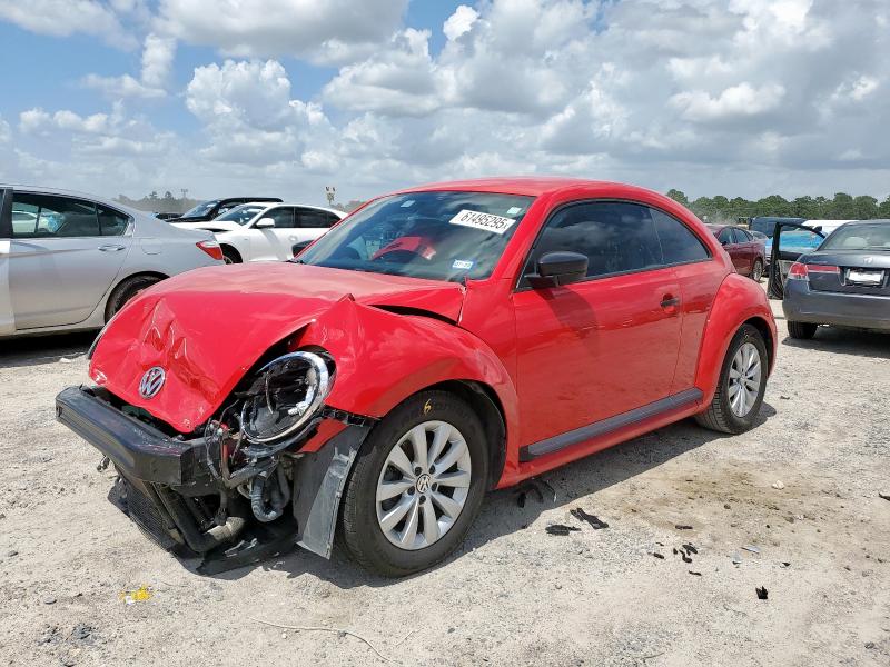 VOLKSWAGEN BEETLE S 2018 with VIN 3VWFD7AT6JM720933 - Photo from auction