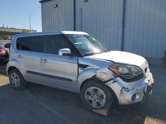 Photo 4 from auction – 2012 KIA SOUL with VIN KNDJT2A55C7377985