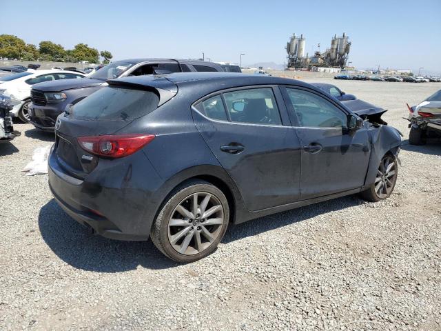 Photo 3 from auction – 2018 MAZDA 3 TOURING with VIN 3MZBN1L32JM188828