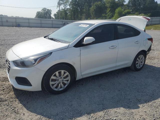 HYUNDAI ACCENT SE 2018 with VIN 3KPC24A33JE008612 - Photo from auction