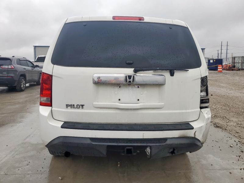 Photo 6 from auction – 2015 HONDA PILOT with VIN 5FNYF3H22FB032399