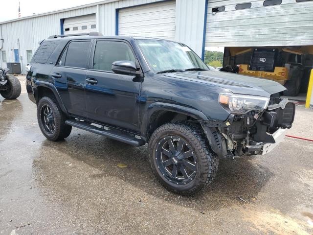Photo 4 from auction – 2017 TOYOTA 4RUNNER SR with VIN JTEZU5JR3H5148658