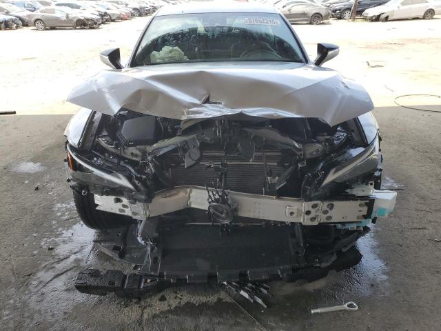 Photo 5 from auction – 2021 LEXUS IS 300 with VIN JTHAA1D22M5110414