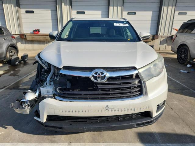 Photo 5 from auction – 2015 TOYOTA HIGHLANDER with VIN 5TDJKRFH0FS109029