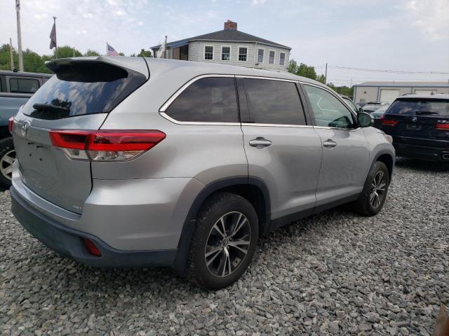 Photo 3 from auction – 2019 TOYOTA HIGHLANDER with VIN 5TDBZRFH4KS957067