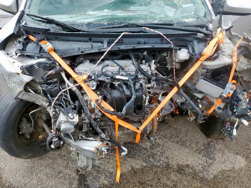 Photo 11 from auction – 2016 TOYOTA COROLLA L with VIN 5YFBURHE5GP400086