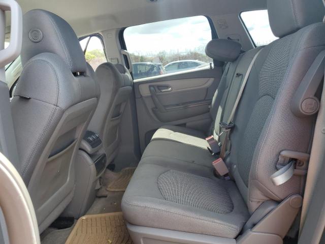 Photo 11 from auction – 2017 CHEVROLET TRAVERSE L with VIN 1GNKRFKD1HJ325982