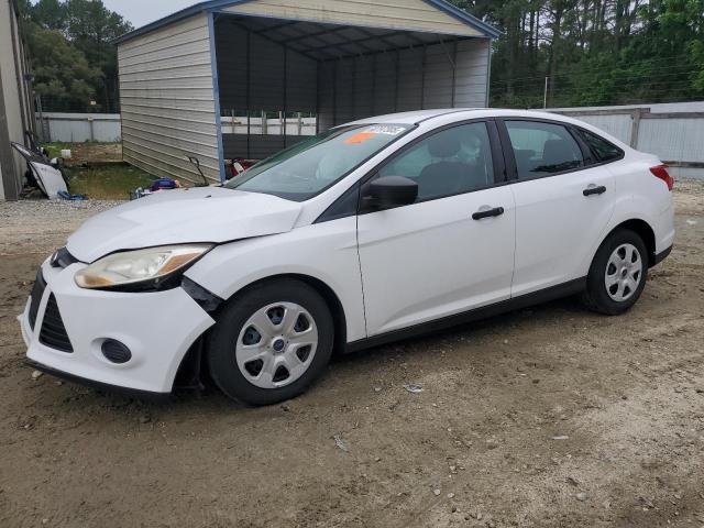 Снимка 1 от търг – 2013 FORD FOCUS S с VIN 1FADP3E26DL330602