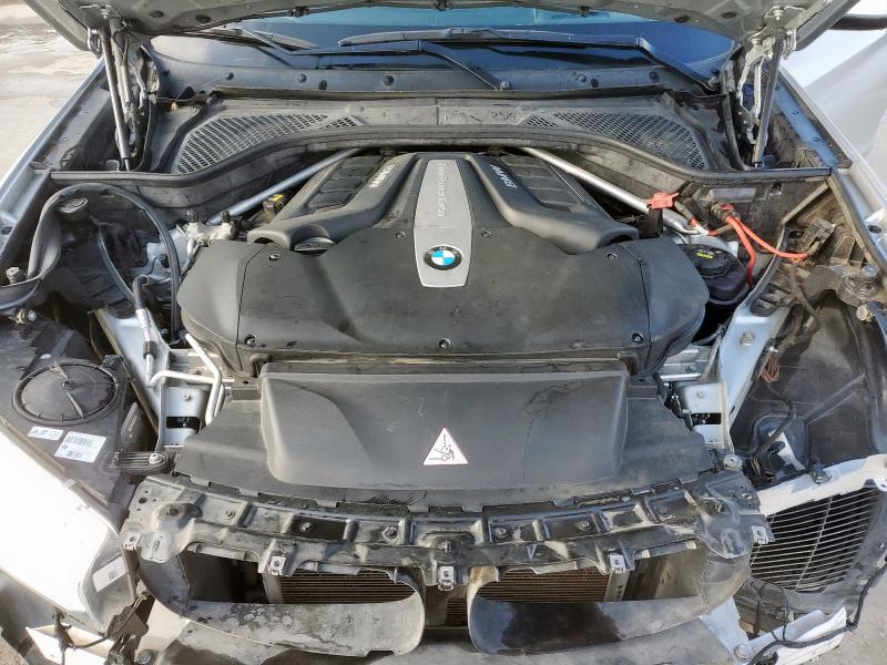 Photo 12 from auction – 2015 BMW X5 XDRIVE5 with VIN 5UXKR6C56F0J75773