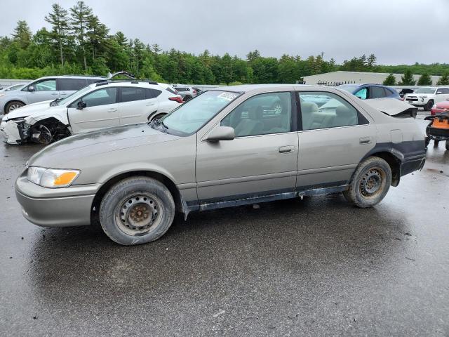 Photo 1 from auction – 2000 TOYOTA CAMRY CE with VIN 4T1BG22K2YU011676