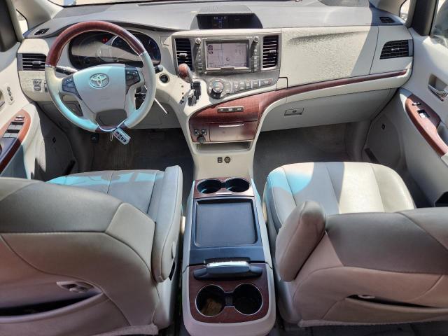 Photo 8 from auction – 2011 TOYOTA SIENNA XLE with VIN 5TDYK3DC6BS024449