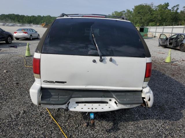 Photo 6 from auction – 2000 CHEVROLET BLAZER with VIN 1GNCT18W7YK250829