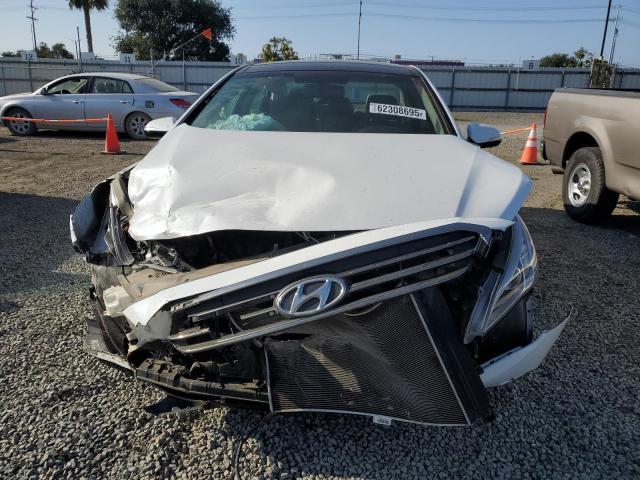 Photo 5 from auction – 2015 HYUNDAI SONATA with VIN 5NPE34AF2FH097415