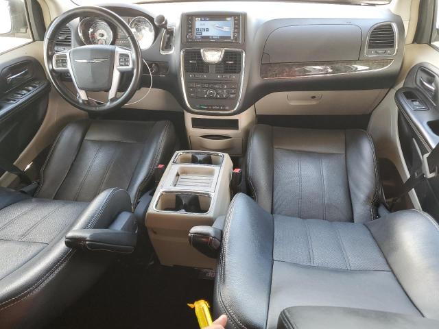 Photo 8 from auction – 2011 CHRYSLER TOWN & COUNTRY with VIN 2A4RR8DG1BR785182