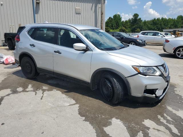 Photo 4 from auction – 2018 NISSAN ROGUE S with VIN KNMAT2MT8JP599914
