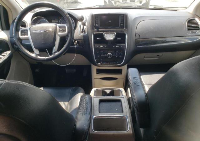 Photo 8 from auction – 2016 CHRYSLER TOWN & COU with VIN 2C4RC1BG0GR298080
