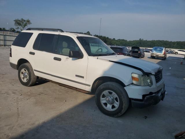Photo 4 from auction – 2006 FORD EXPLORER X with VIN 1FMEU72EX6UB17139