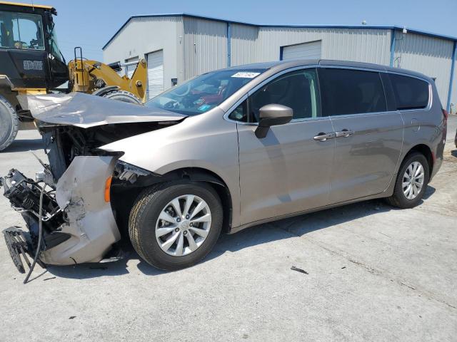 CHRYSLER PACIFICA T 2017 with VIN 2C4RC1DG3HR797020 - Photo from auction