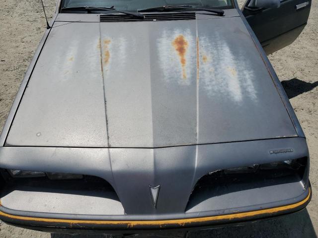 Photo 12 from auction – 1985 PONTIAC SUNBIRD with VIN 1G2JB350XF7575719