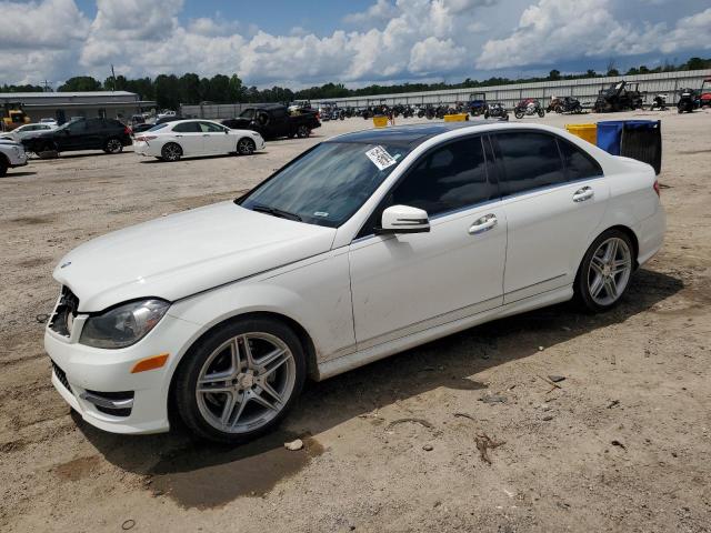 Photo 1 from auction – 2014 MERCEDES-BENZ C 250 with VIN WDDGF4HB4EA962139