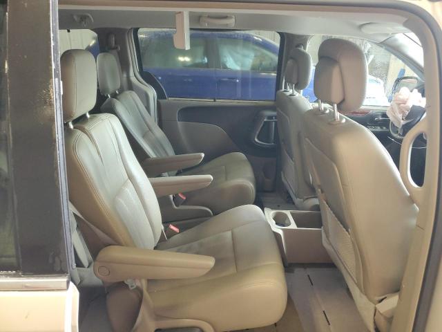 Photo 10 from auction – 2015 CHRYSLER TOWN & COU with VIN 2C4RC1CG9FR627579
