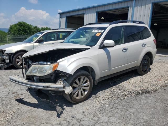 SUBARU FORESTER 2 2013 with VIN JF2SHADC3DH443909 - Photo from auction