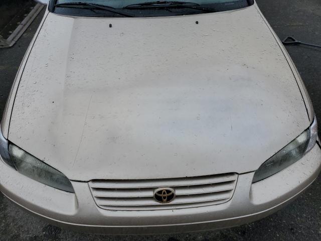 Photo 11 from auction – 1998 TOYOTA CAMRY with VIN JT2BG22K2W0101959